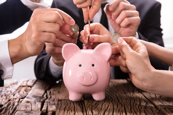 Crowdfunding et prêts participatifs entre particuliers Crowdfunding et prêts participatifs entre particuliers
