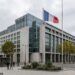 Bâtiment ministériel moderne symbolisant le budget de l'État français